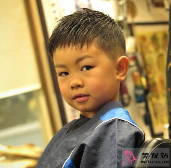 小男孩怎么剪頭發(fā) 時尚酷帥短發(fā)推薦