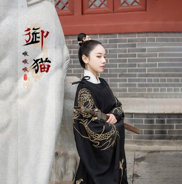 歷史悠久帥氣非常，如此 多變 的圓領(lǐng)袍，你不愛(ài)嗎（歷史悠久帥氣非常）(8)