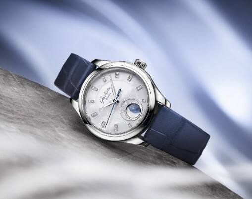 獻(xiàn)禮現(xiàn)代女性 格拉蘇蒂原創(chuàng)推出全新原創(chuàng)時計和機(jī)械機(jī)芯