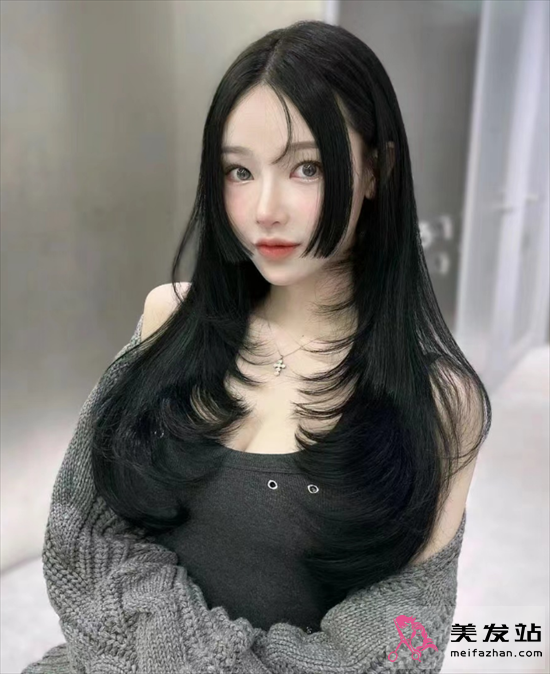 高層次中長(zhǎng)發(fā)推薦 輕松打造巴掌臉型