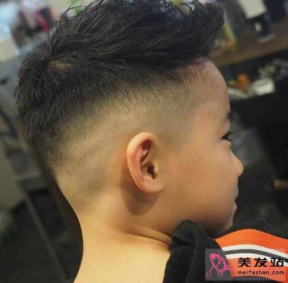 小男孩怎么剪頭發(fā) 時尚酷帥短發(fā)推薦
