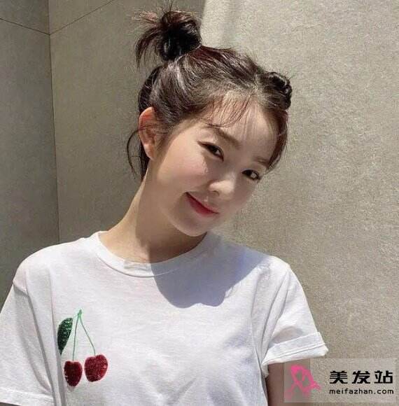 簡單好看扎發(fā)設(shè)計(jì) 輕松凸顯時(shí)尚氣質(zhì) 簡單好看扎發(fā)設(shè)計(jì) 輕松凸顯時(shí)尚氣質(zhì)