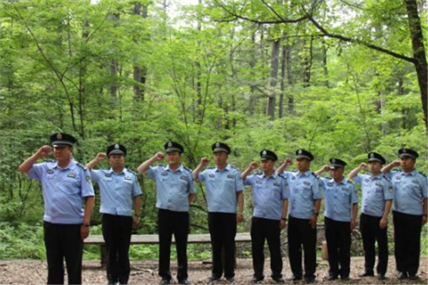 公務(wù)員十大最辛苦崗位：體育類崗位太辛苦 第一不僅辛苦而且孤獨(dú)