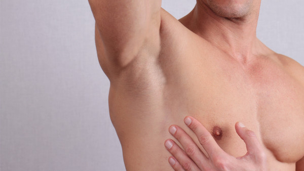 腋窩有狐臭以前沒有