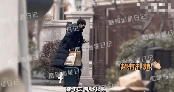 八卦媒體爆料胡夏有2個孩子 胡夏工作室發(fā)文辟謠：“假！? ?” ???