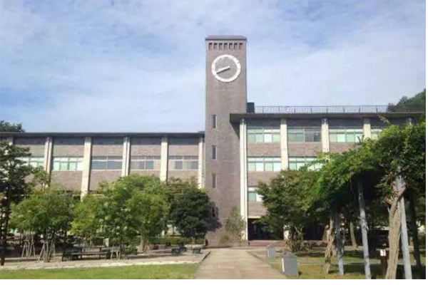 日本留學(xué)不知道報(bào)哪個學(xué)校？為你盤點(diǎn)十大日本經(jīng)濟(jì)大學(xué)排名