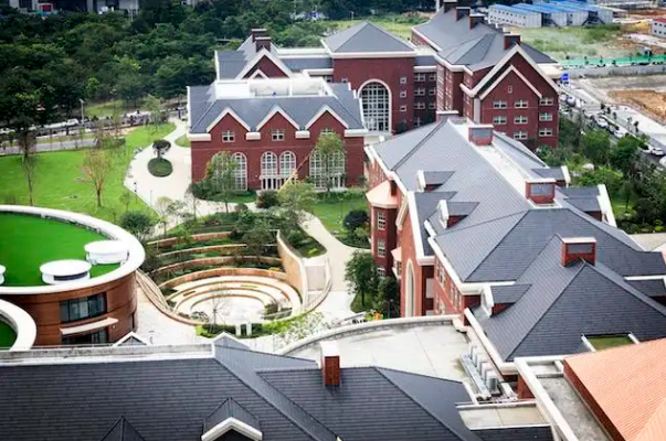 東莞十大貴族學(xué)校，最貴學(xué)費(fèi)需十萬(wàn)，東華小學(xué)排第五