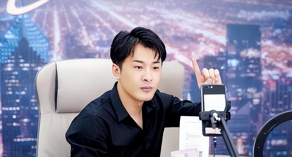 快手網(wǎng)紅排行榜前十名（身價(jià)上億的六位網(wǎng)紅） 4