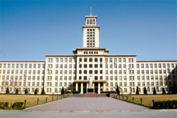 英國有哪些比較好的商學(xué)院？英國商學(xué)院排名