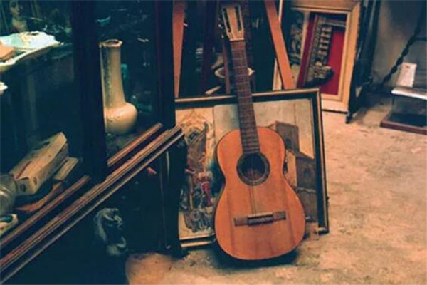 十種不適合學(xué)吉他的人 怕手指痛就別學(xué)，你適合學(xué)嗎