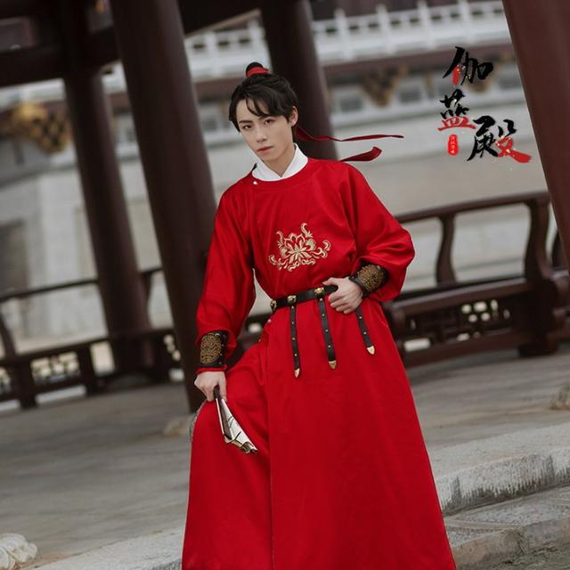 歷史悠久帥氣非常，如此 多變 的圓領(lǐng)袍，你不愛嗎（歷史悠久帥氣非常）(5)