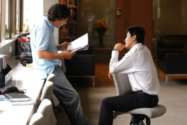 中國(guó)商學(xué)院排名 南開(kāi)大學(xué)排名第6名，第一名是它當(dāng)之無(wú)愧