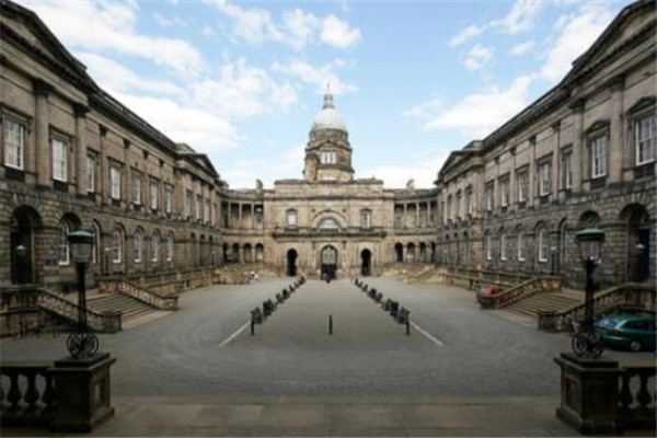 英國有哪些比較好的商學(xué)院？英國商學(xué)院排名