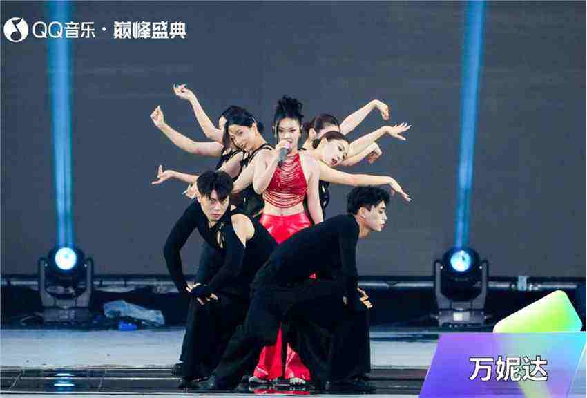 QQ音樂巔峰盛典唱響年輕聲浪，圓滿收官