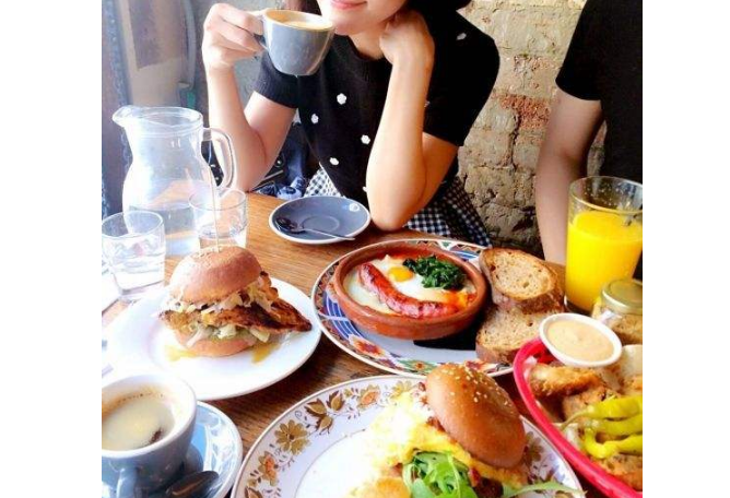 十大輕松又賺錢的職業(yè) 吃吃喝喝就能月入上萬，你羨慕了嗎