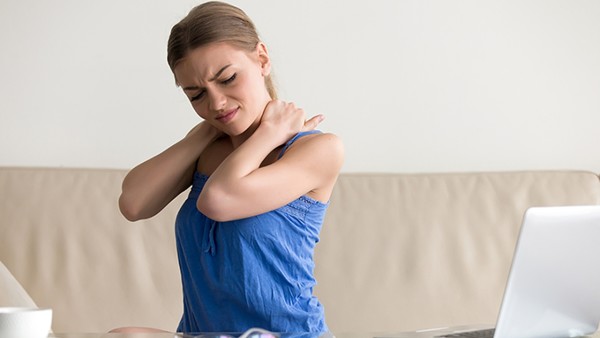 頸椎間盤突出導(dǎo)致頭暈耳鳴