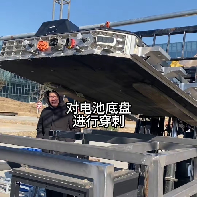 小米SU7車主不是砸就是拆 雷軍：百萬網(wǎng)友親測嚴選Dream car