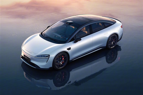 雷軍：預(yù)祝智界S7大賣