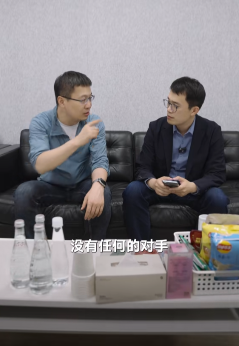 中端強(qiáng)性能機(jī)！盧偉冰：Redmi Turbo 3有3個(gè)“史無(wú)前例”