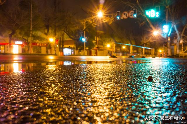 孤獨(dú)寂寞的城市中，那些逝去的靈魂 看《八百萬種死法》的技巧性（孤獨(dú)寂寞的城市中）(7)