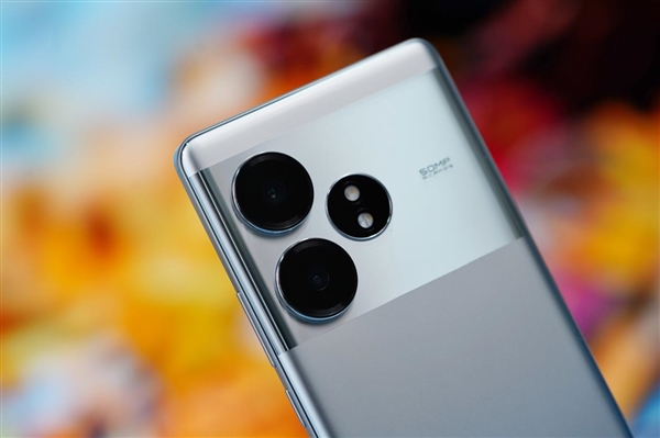 6000尼特?zé)o雙屏！realme真我GT Neo6 SE圖賞