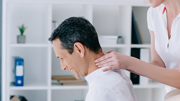 頸椎富貴包腰椎間盤突出操