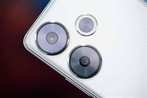 中端機首次用上驍龍8s Gen 3！Redmi Turbo 3圖賞