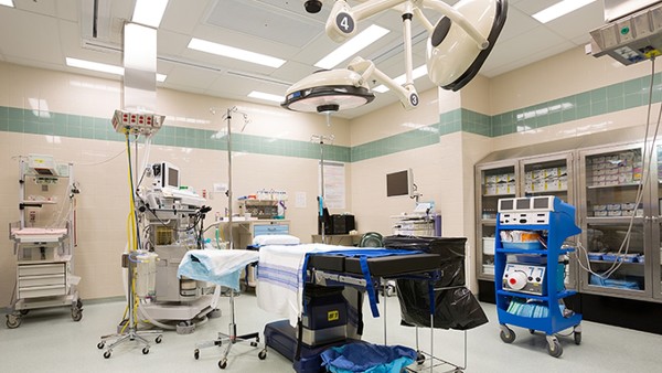 單眼內(nèi)斜視手術(shù)大概多少錢