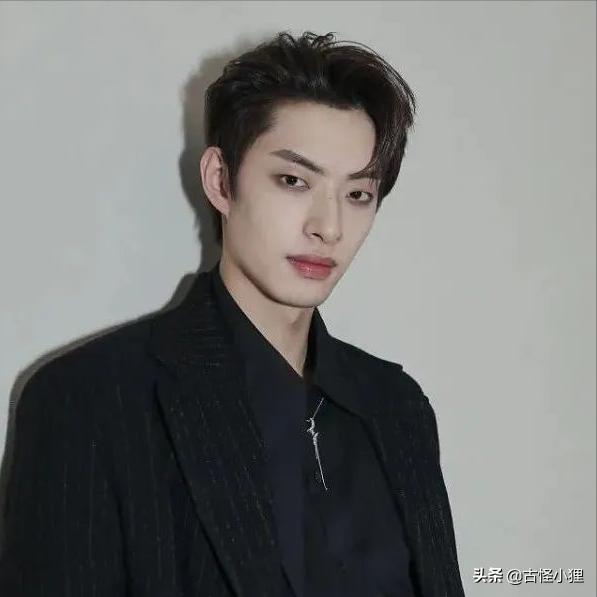 網(wǎng)評古裝劇丑男，香腸嘴 無下限 顏值，堪比災(zāi)難現(xiàn)場（網(wǎng)評古裝劇丑男）(2)