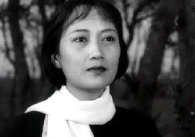 王曉棠 上世紀(jì)家喻戶曉的女將軍，60后們的女神，如今卻少有人知（上世紀(jì)家喻戶曉的女將軍）(6)