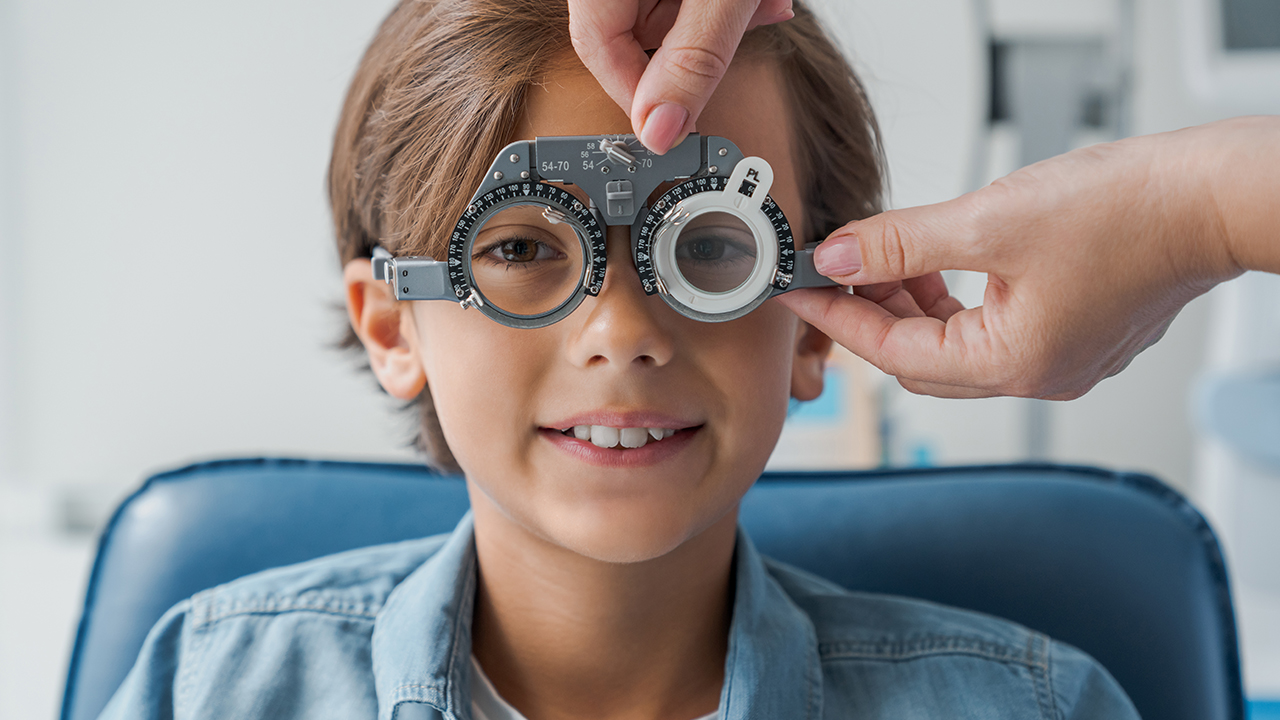 一歲半的寶寶內(nèi)斜視怎么辦