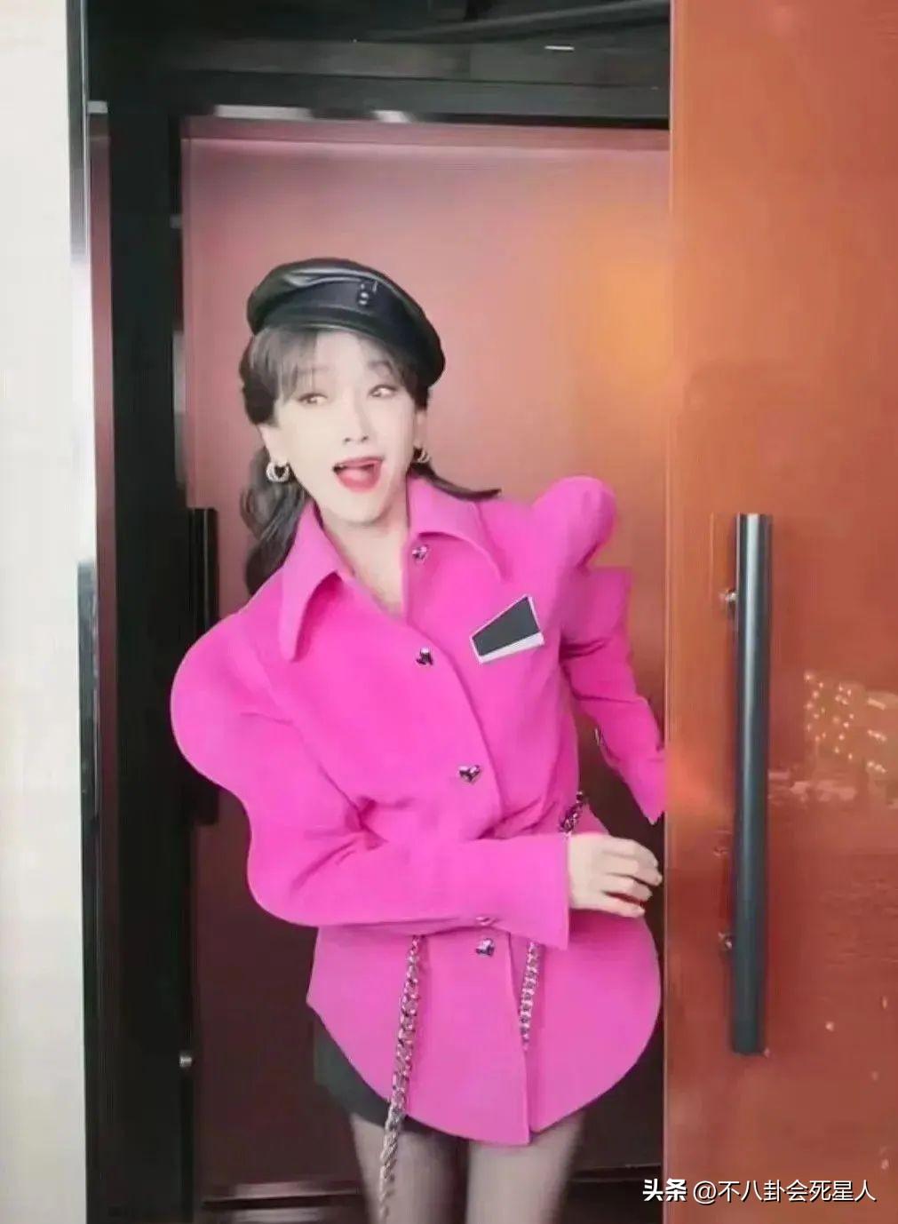 "趙雅芝穿著紫色套裝引爭議，70歲扮嫩還是自由選擇？" 22