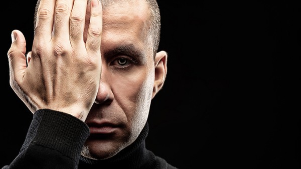 一歲半寶寶一只眼睛內(nèi)斜視