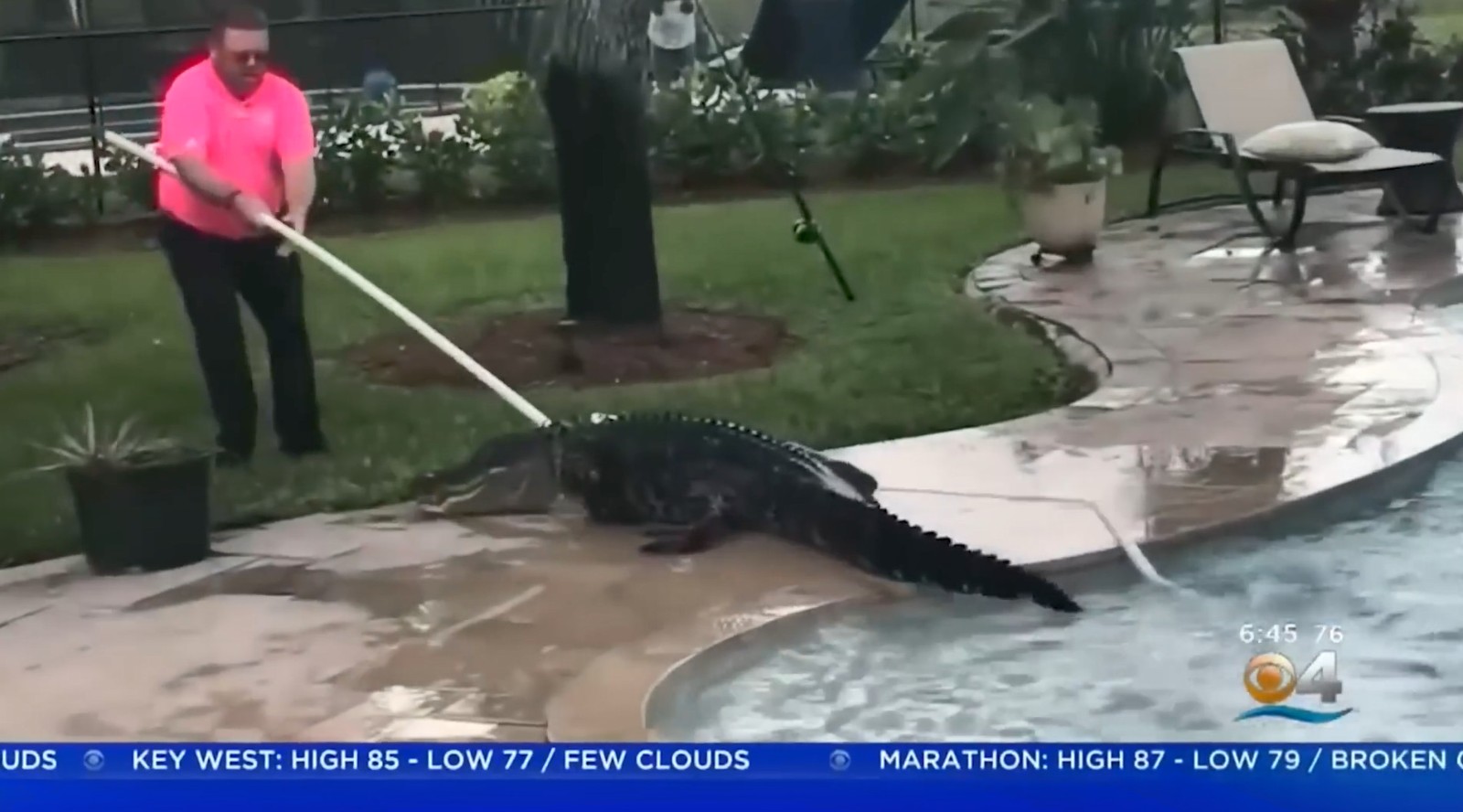 神還原，細(xì)節(jié)拉滿！粉絲用現(xiàn)實場景復(fù)刻《GTA6》預(yù)告片