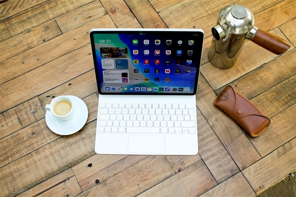 史上大、貴iPad Air即將登場(chǎng)：搭載12.9英寸Mini LED屏