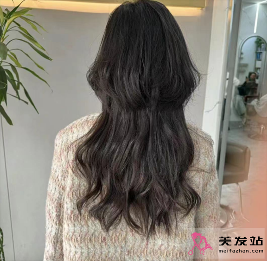 水母頭長(zhǎng)發(fā)設(shè)計(jì) 甜酷時(shí)尚不挑人