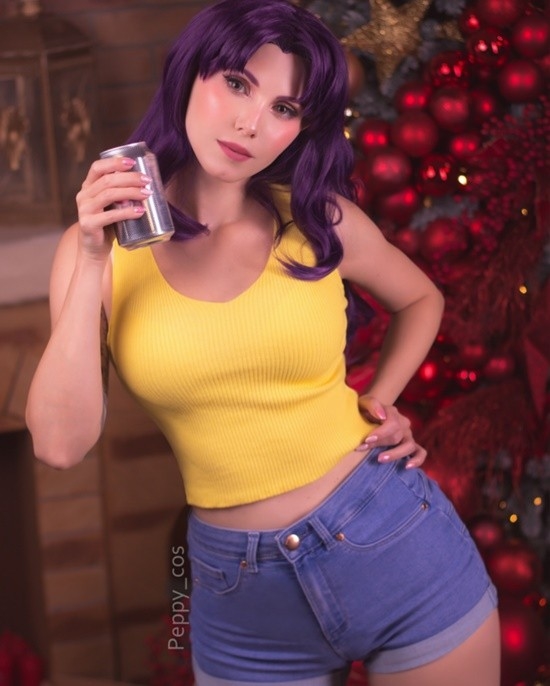 亞美尼亞小姐姐COS《龍珠》18號(hào)：成熟人妻身材火辣