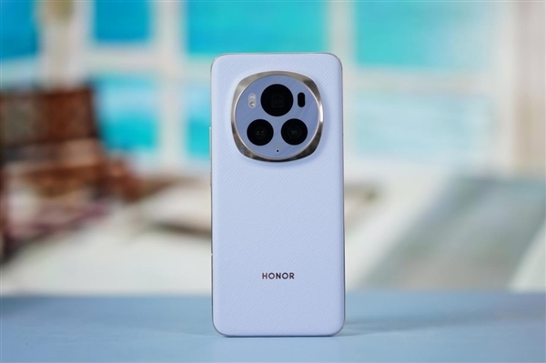 華為Pura 70 Ultra高速抓拍實(shí)測(cè)對(duì)比榮耀Magic6至臻版：結(jié)果意外