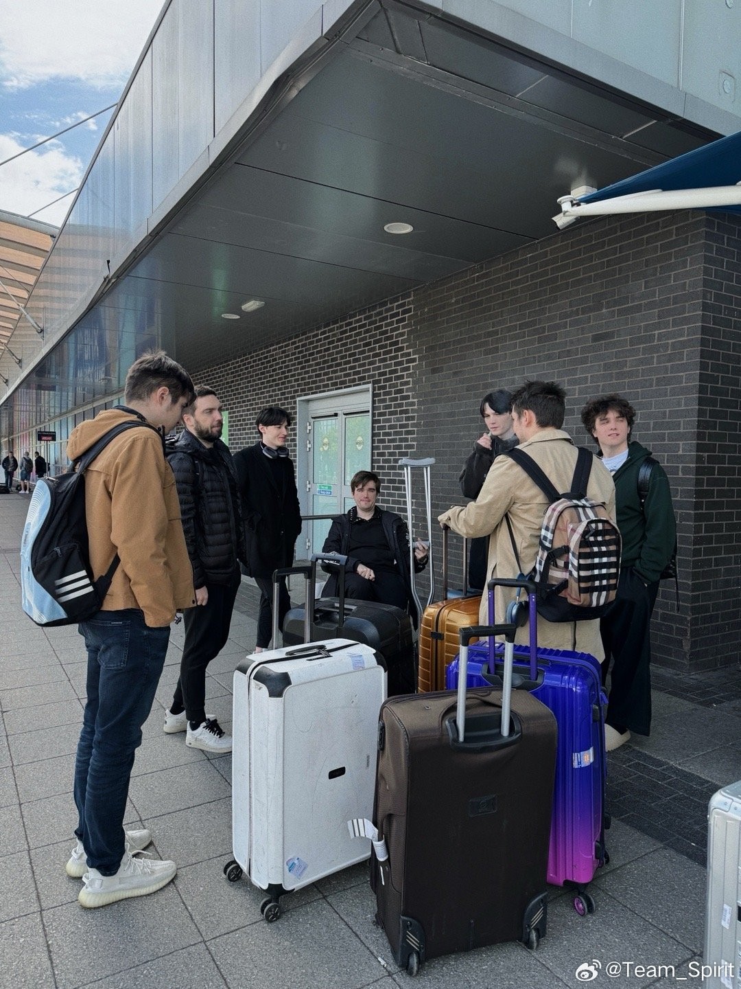 《DOTA2》TI雙冠王Team Spirit現(xiàn)已入駐微博