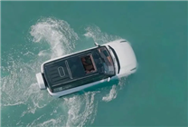 遇城市內(nèi)澇 仰望U8可以當(dāng)船開(kāi)、當(dāng)救生艇嗎 官方回應(yīng)