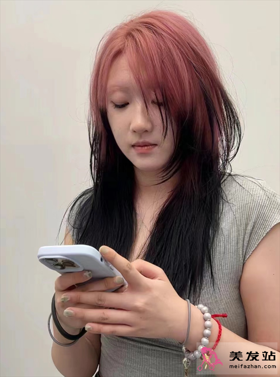 今年流行爆頂染 復(fù)古時(shí)髦吸睛