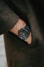 先鋒美學(xué)，極速燃啟——GP芝柏表與阿斯頓·馬丁聯(lián)名限量時計盤點