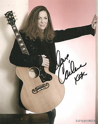 歐美民謠歌手代表人物(美英十大鄉(xiāng)村音樂歌手) 18