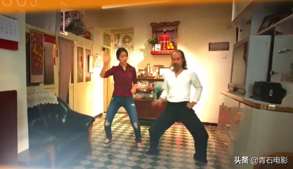 香港串燒片也來了，集結洪金寶徐克杜琪峰等7人，每人講一個年代（香港串燒片也來了）(13)