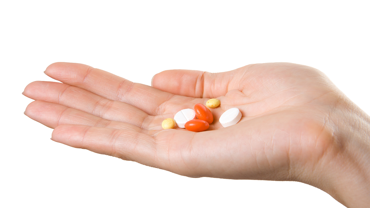 鼻炎咽炎吃頭孢呋辛酯片