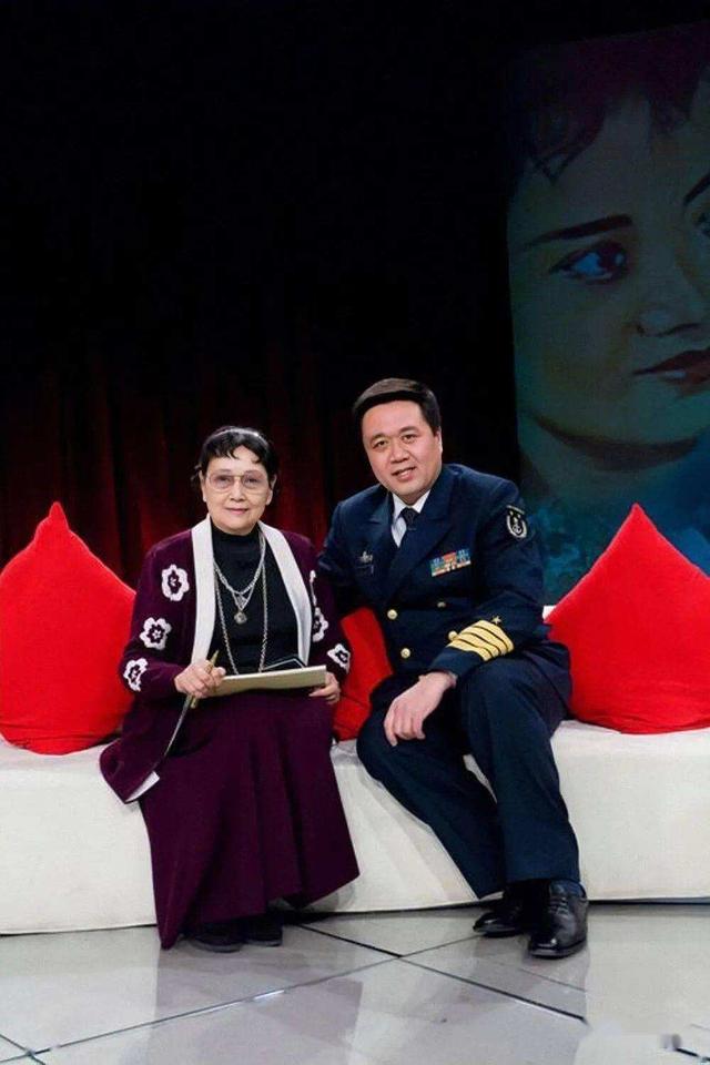 王曉棠 上世紀(jì)家喻戶曉的女將軍，60后們的女神，如今卻少有人知（上世紀(jì)家喻戶曉的女將軍）(7)