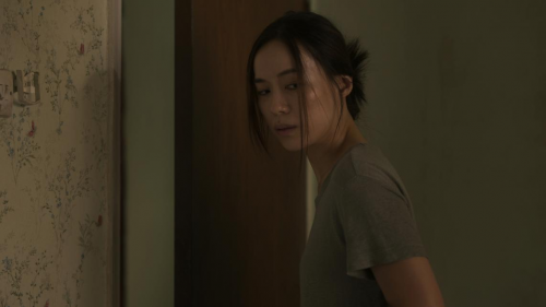 新加坡驚悚電影 《陪月疑云》細(xì)思極恐 林慧玲陷心魔困境