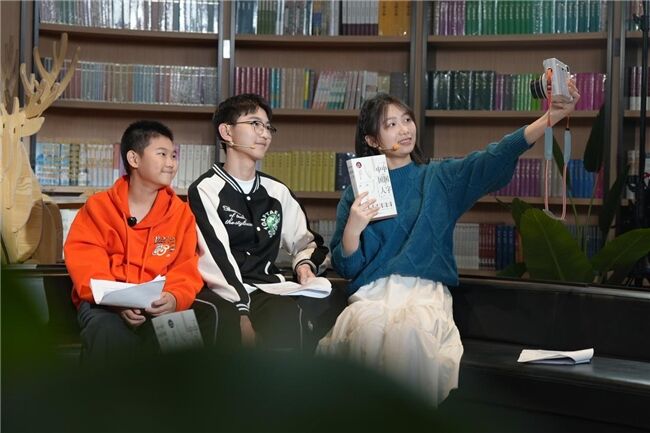 書(shū)，惦念你！ 世界讀書(shū)日特別節(jié)目《閱讀的力量》今晚播出