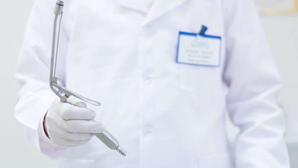 傳統(tǒng)痔瘡手術(shù)會(huì)修剪肉芽嗎