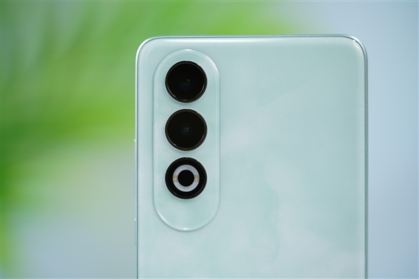 顏如玉！OPPO K12青云圖賞